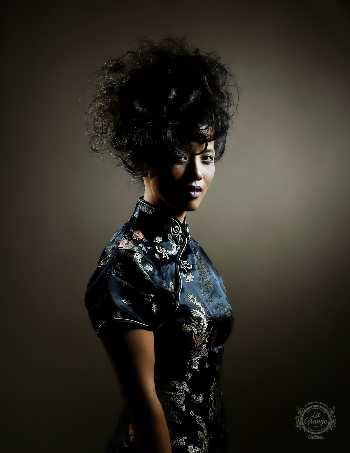 Hair Style & Makeup